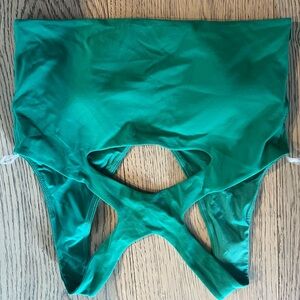 Lululemon bend this bra